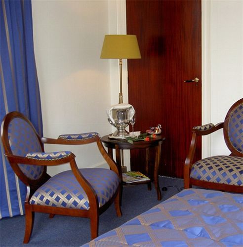 Hotel Villa-hotel De Kroon 3*